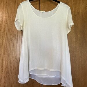 Flowy white short sleeve shirt